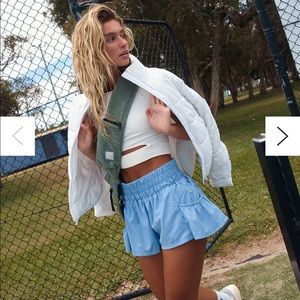 NWOT! Free people movement get your flirt on shorts size medium in cloudy waters